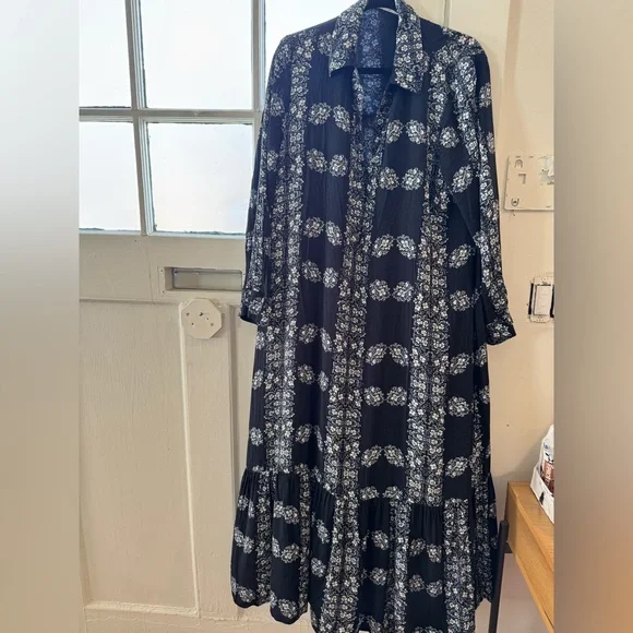 Tuckernuck Hyacinth House Navy Floral Millet Shirt Dress - Picture 8 of 8